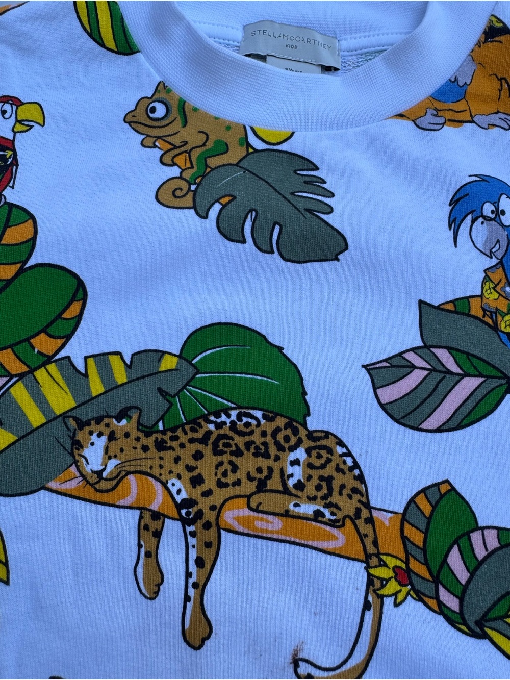 STELLA MCCARTNEY
KIDS' WHITE SWEATSHIRT WITH JUNGLE PRINT size 8 - Picture 4 of 11